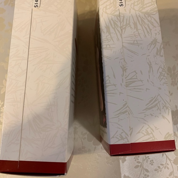 Barbie Hallmark Keepsake Ornaments, Collectors Edition. Years 1996 & 2000 - Picture 5 of 5